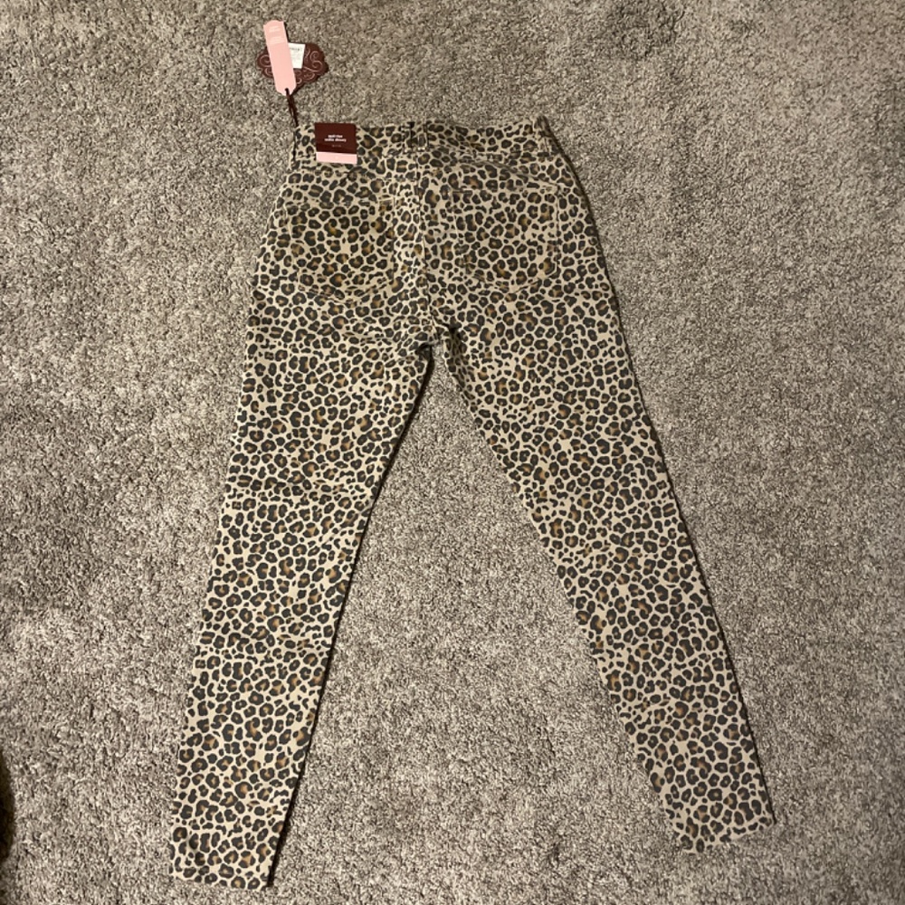 Leopard print pants - Picture 2 of 2